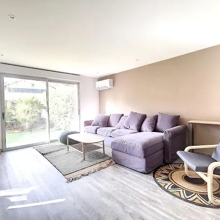 De 3 Chambres A Raphael A 200 M De La Plage Avec Jardin Clos Et Wifi Appartamento *